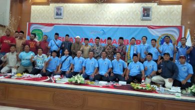 Sesi Foto Bersama Kegiatan Musyda dan silaturahmi IKWAL Kukar