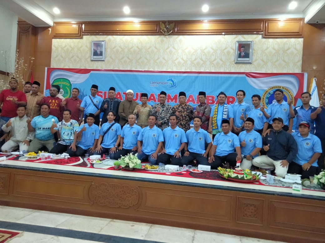 Sesi Foto Bersama Kegiatan Musyda dan silaturahmi IKWAL Kukar